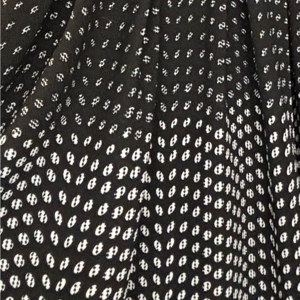 Black and white dress - Picture 3 of 4
